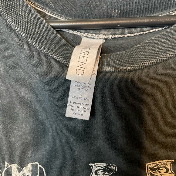 Womens Western Tee 2/$15 - Picture 4 of 4